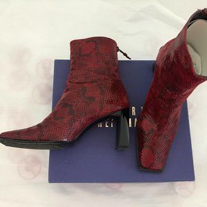 STUART WEITZMAN APOLLO CRANBERRY HEEL BOOTS 8.5B